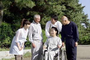 東戸塚で内科医院と歯医者が連携して