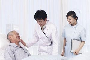 綾瀬駅から徒歩で通える高血圧対応の施設