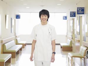 土日もインプラント治療ができる歯科医院