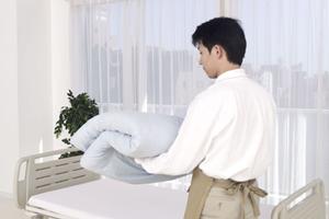 歯の見えない矯正をするならあおい歯科